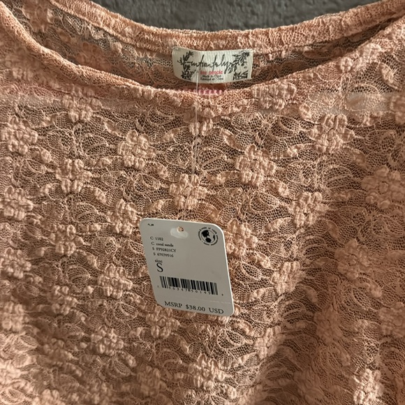 NWT, FREE PEOPLE, Keep It Simple Lace Baby Tee In Coral Sand, Small - Picture 3 of 3